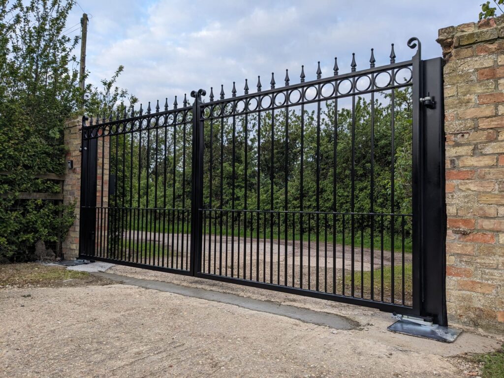 How Much Do Electric Gates Cost in the UK? 2025/2026 Pricing Guide Electric Metal Gates In Ely scaled electric gates in Royston