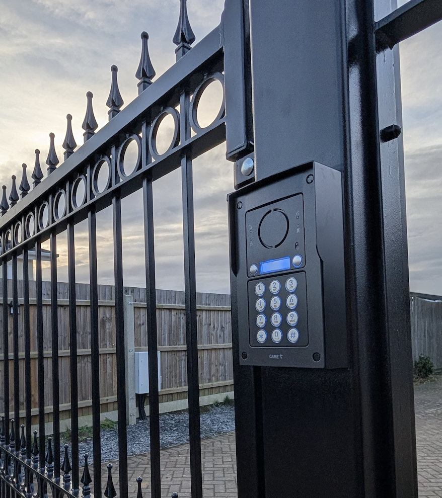 intercom system for electric gates