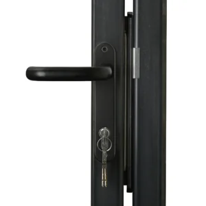 Built in Sash Lock and Handle for driveway gates